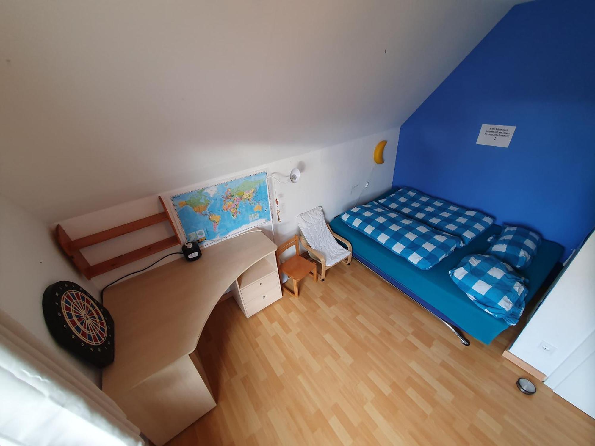 Geraeumiges Ferienhaus In Bad Salzuflen Mit Einfacher Ausstattung, Fuer Geschaeftsreisende, Gruppen Oder Familien Geeignet, 4 Schlafzimmer Dış mekan fotoğraf
