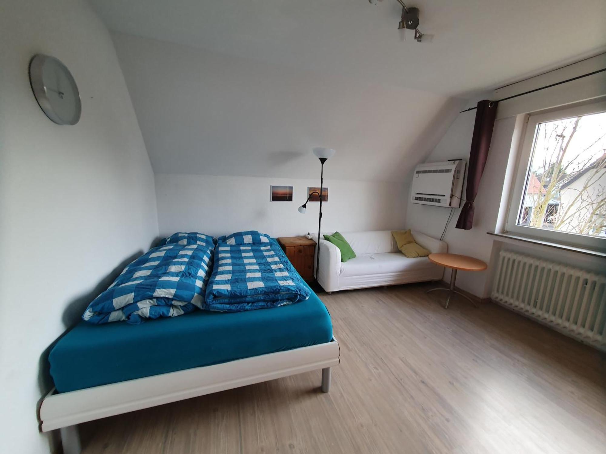 Geraeumiges Ferienhaus In Bad Salzuflen Mit Einfacher Ausstattung, Fuer Geschaeftsreisende, Gruppen Oder Familien Geeignet, 4 Schlafzimmer Dış mekan fotoğraf